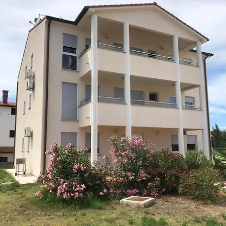 Ferienhaus Loren Apartment Medulin
